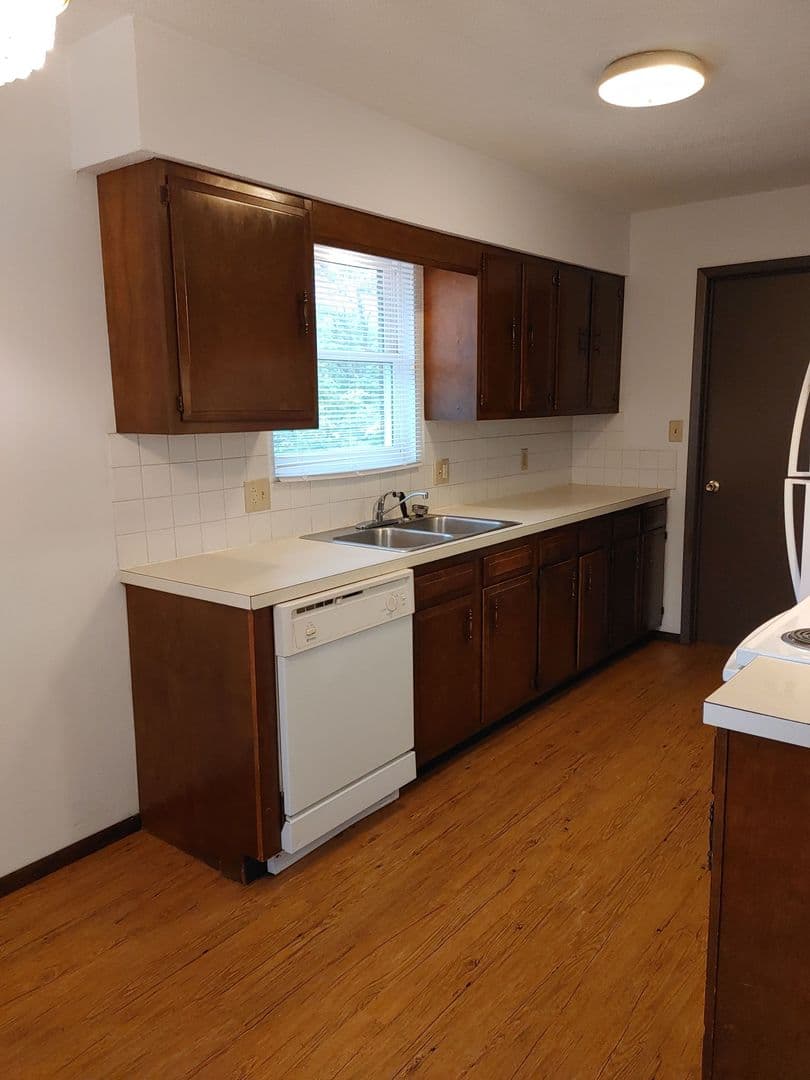 Cape Girardeau Apartment: 616 BOXWOOD