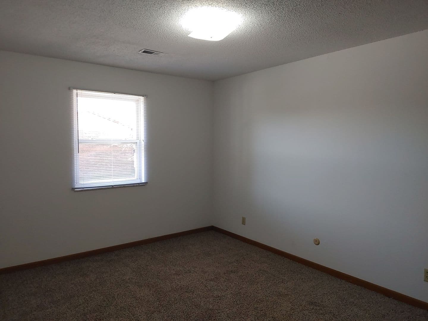 Cape Girardeau Apartment: 604 BOXWOOD
