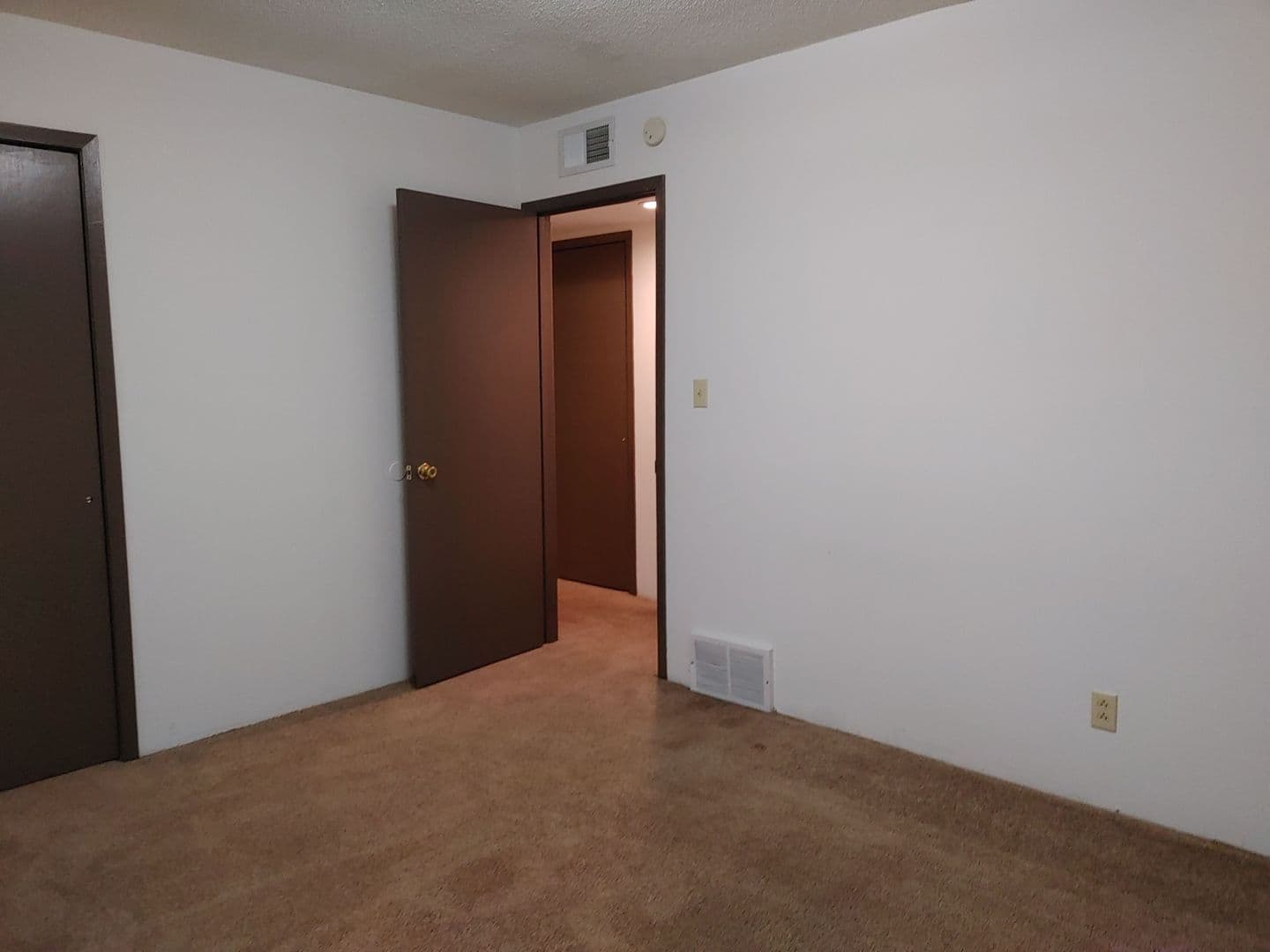 Cape Girardeau Apartment: 616 BOXWOOD