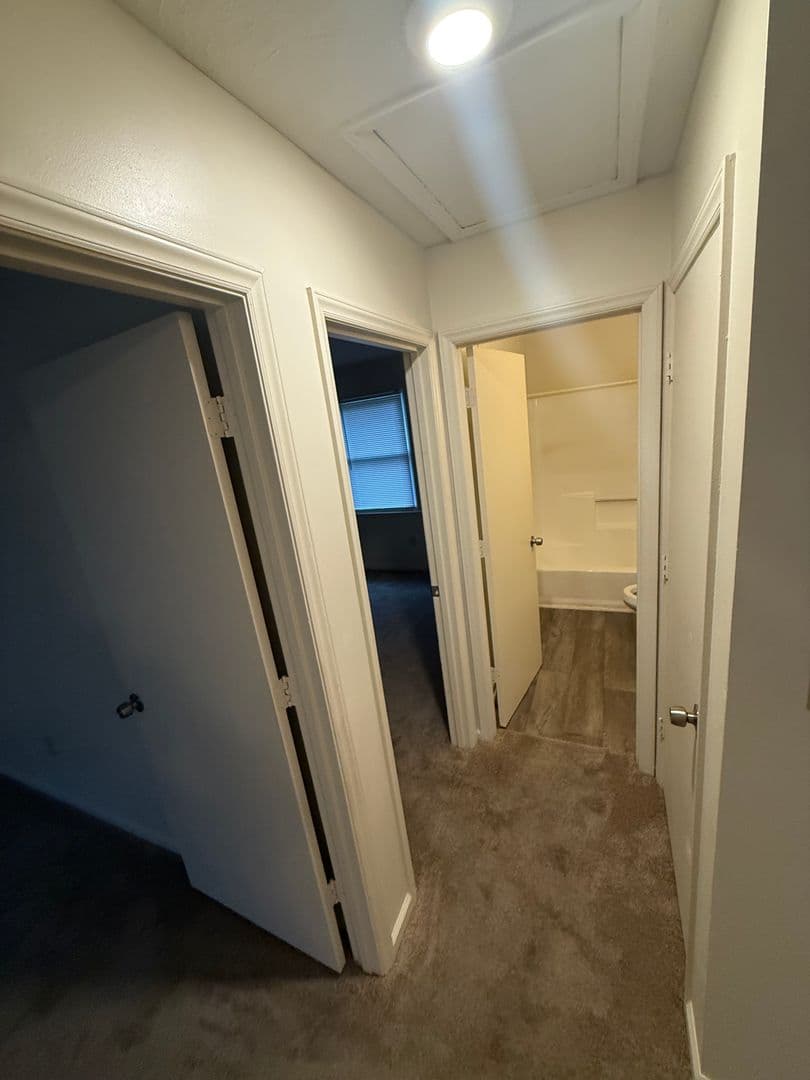 Danville House: 2165 North Main St. Apt 04