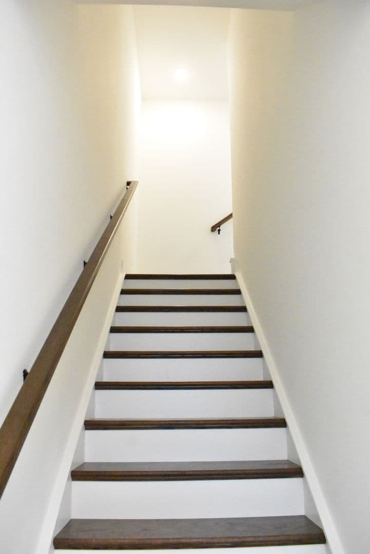 Fredericksburg Townhome: 9604 Blue Ash Alley