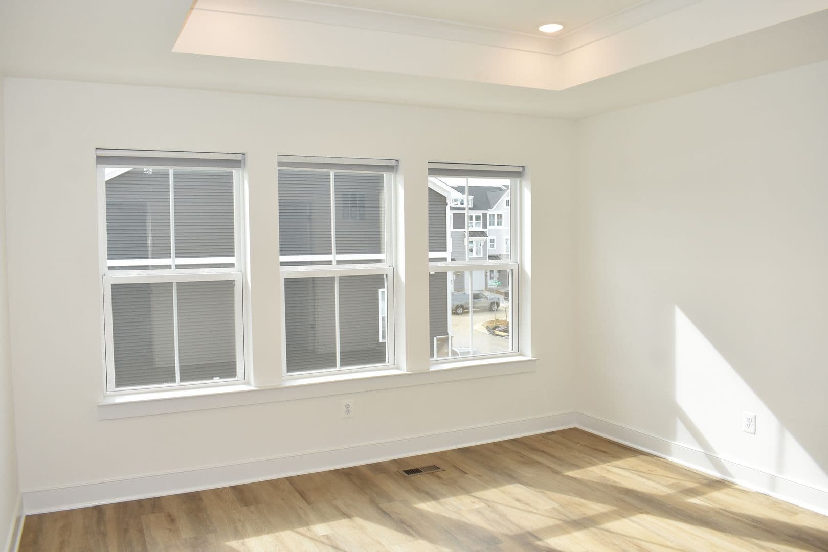 Fredericksburg Townhome: 9604 Blue Ash Alley