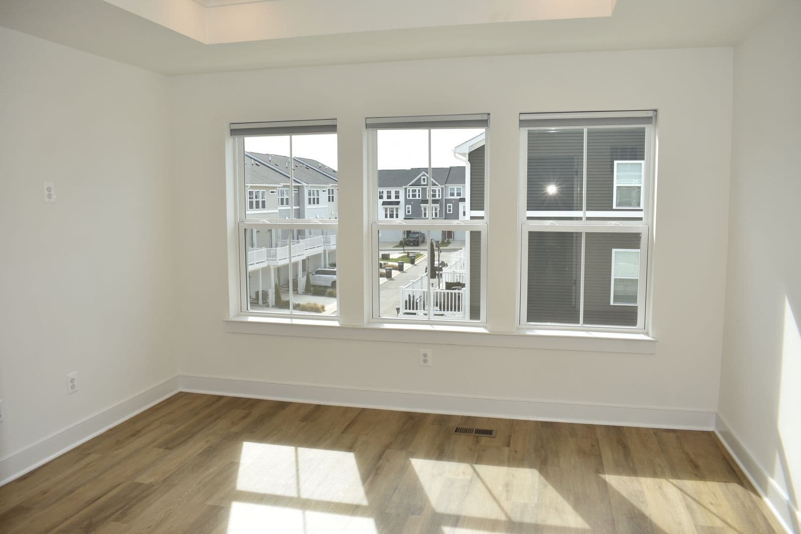 Fredericksburg Townhome: 9604 Blue Ash Alley