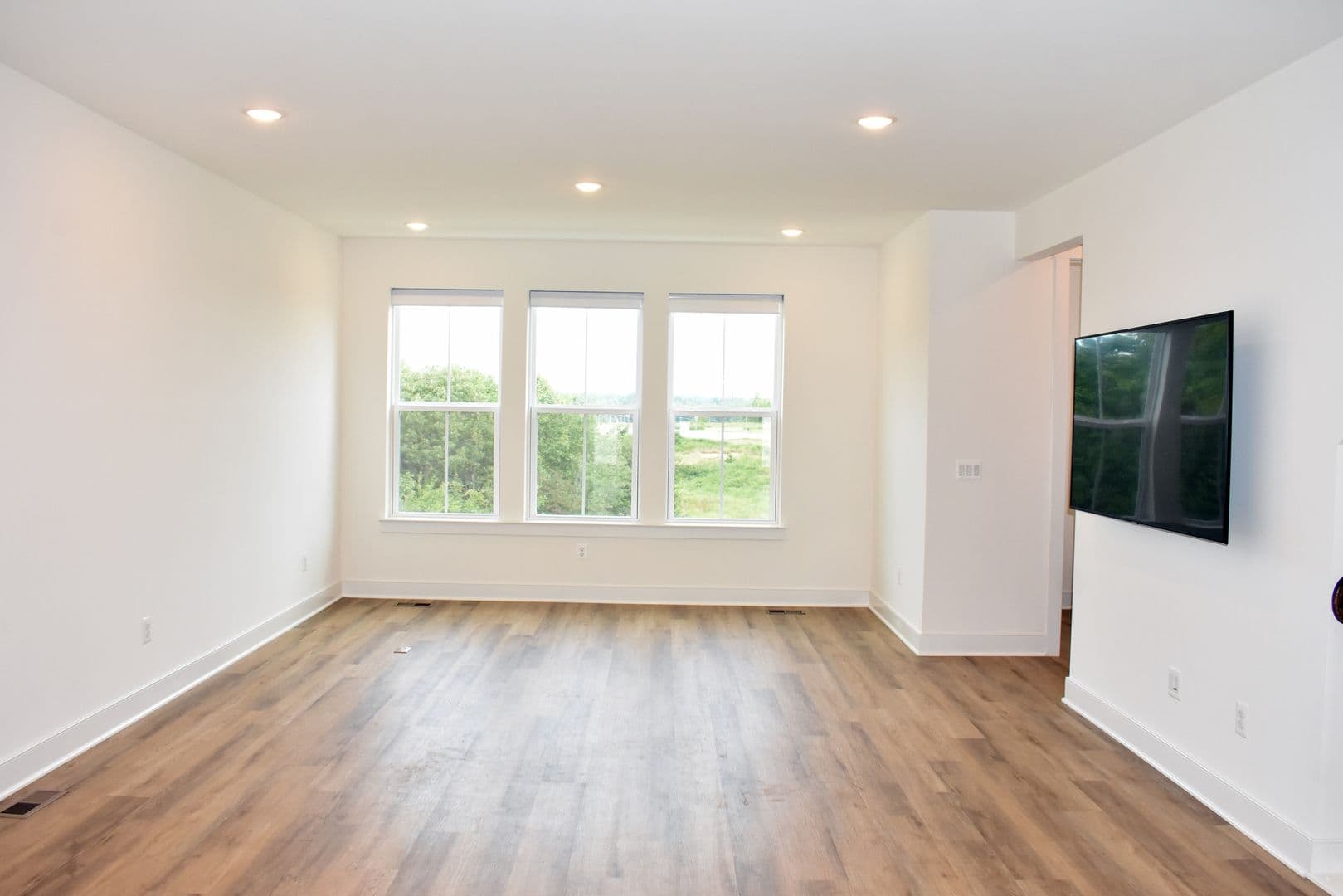 Fredericksburg Townhome: 9604 Blue Ash Alley