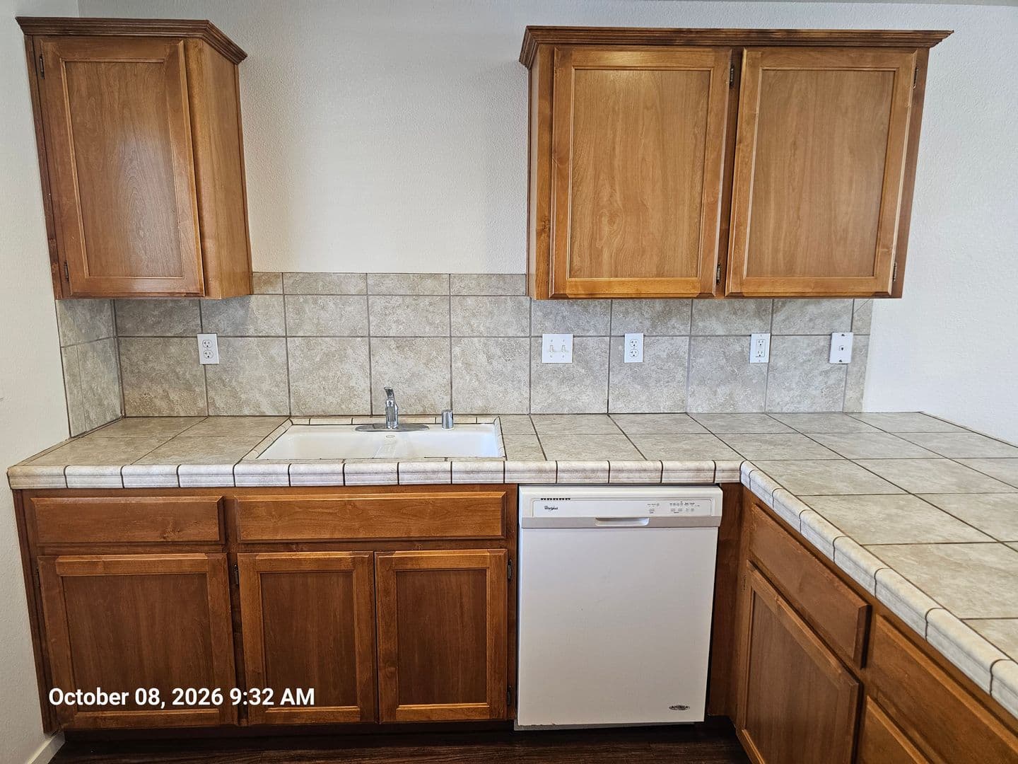 Visalia Apartment: 2935 - 2945 N. Crowe Street