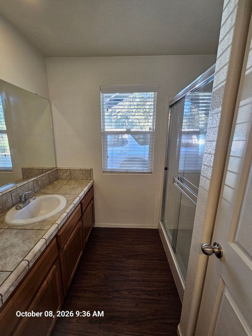 Visalia Apartment: 2935 - 2945 N. Crowe Street