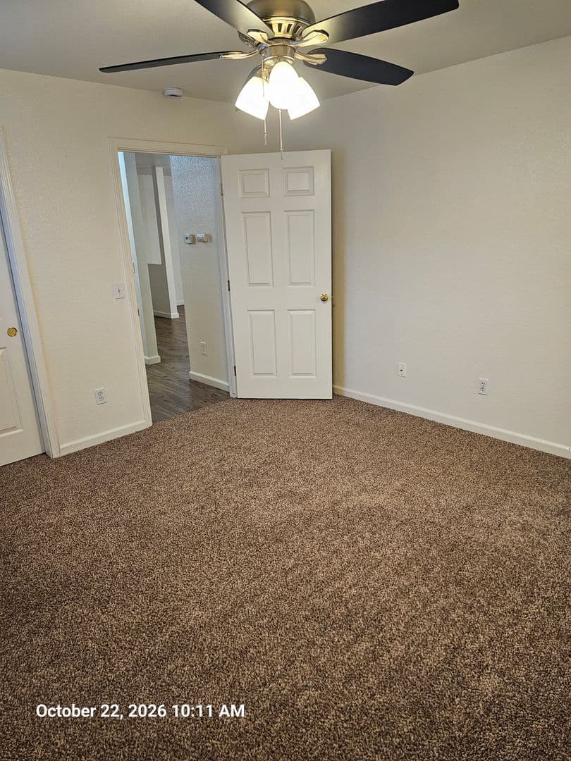 Visalia Apartment: 3547, 3549, 3551, 3553 W. Babcock