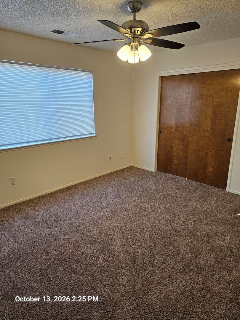 Tulare House: 1673 Eastbrook