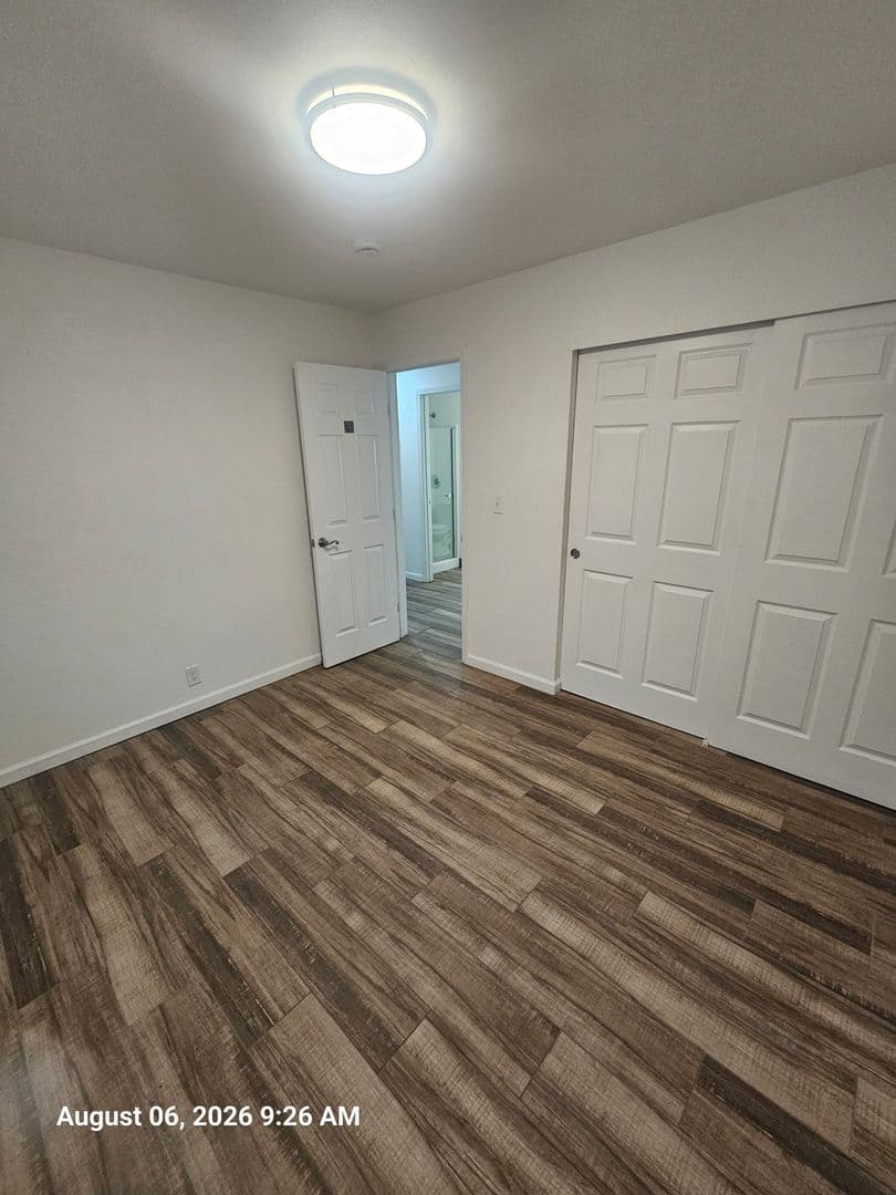 Tulare House: 1553 E. Stockham