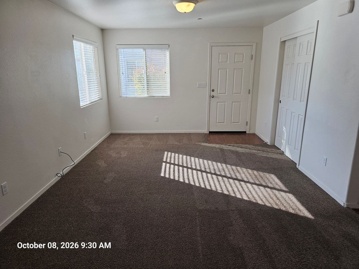 Visalia Apartment: 2935 - 2945 N. Crowe Street