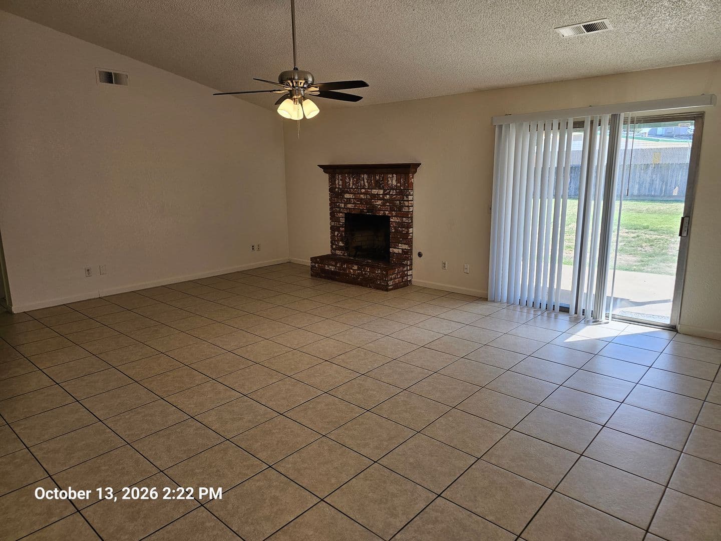Tulare House: 1673 Eastbrook