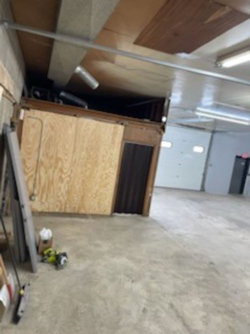 Madison Apartment: 907 Office #B Stewart Street