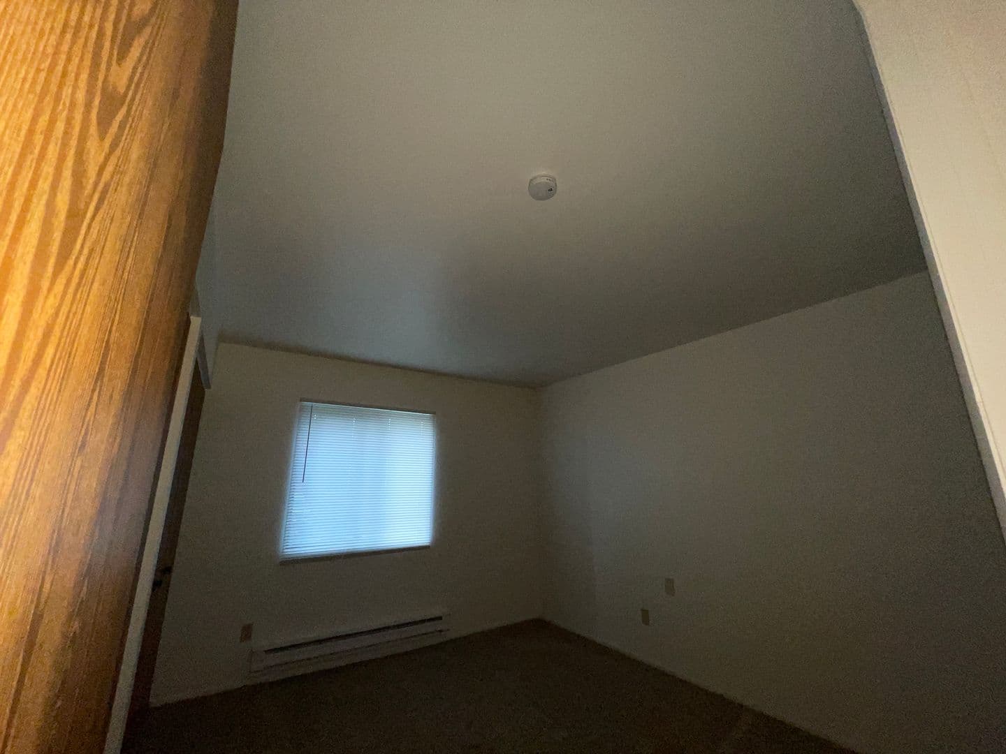 Sycamore Apartment: 1117 S Cross St. Office