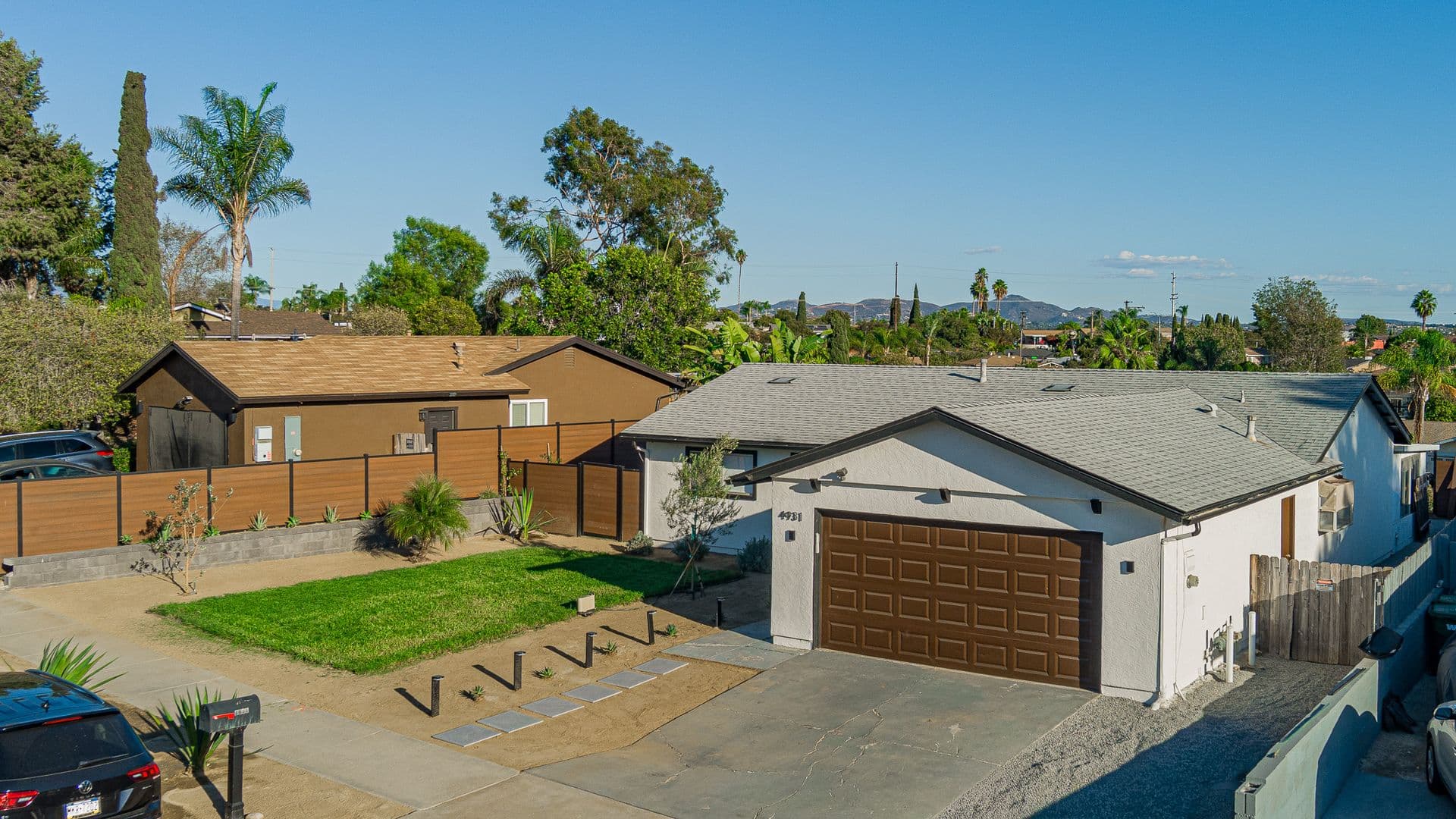 Oceanside House: 4931 Stephanie Pl