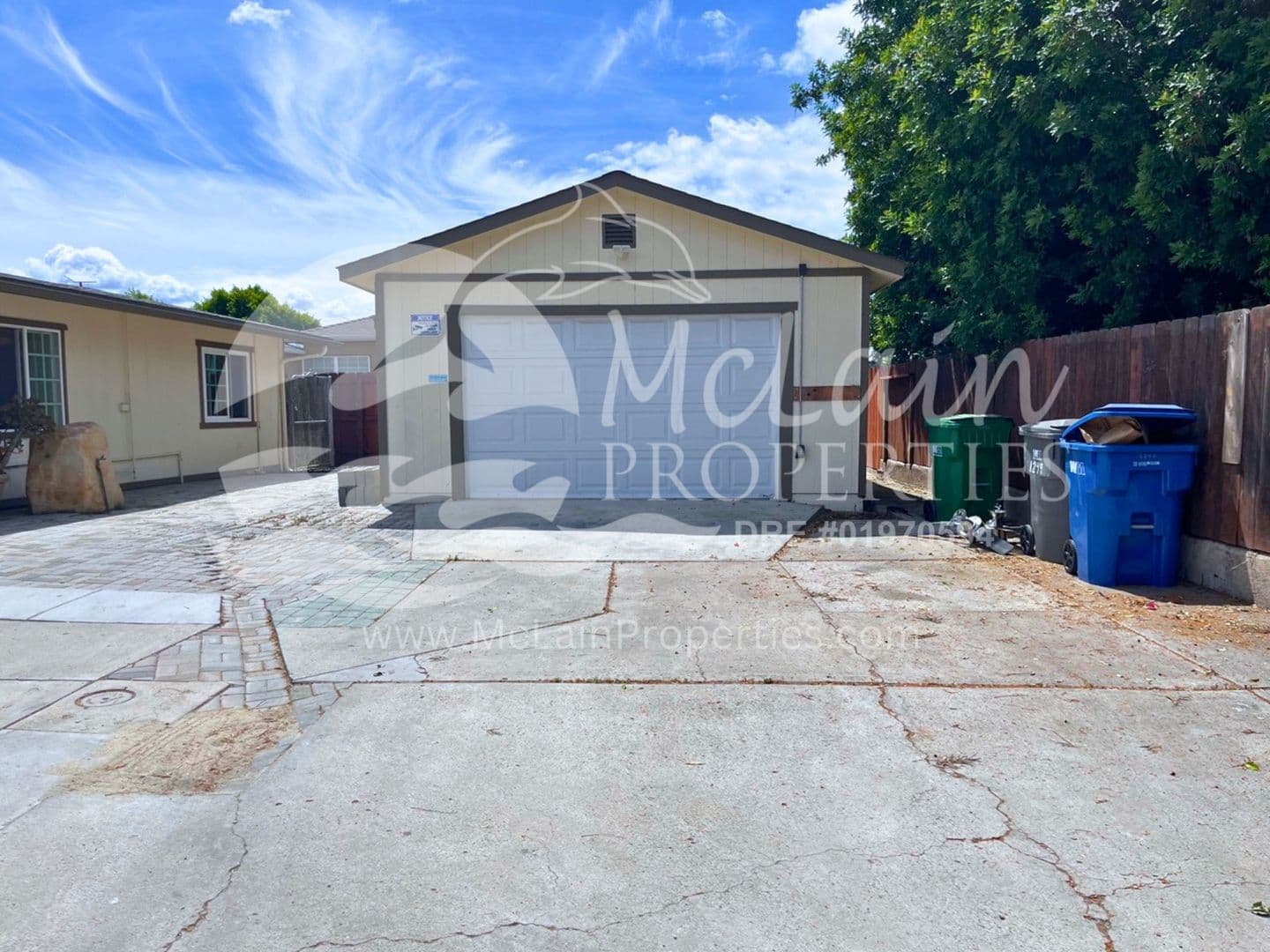 Santee House: 8747 Railroad Ave