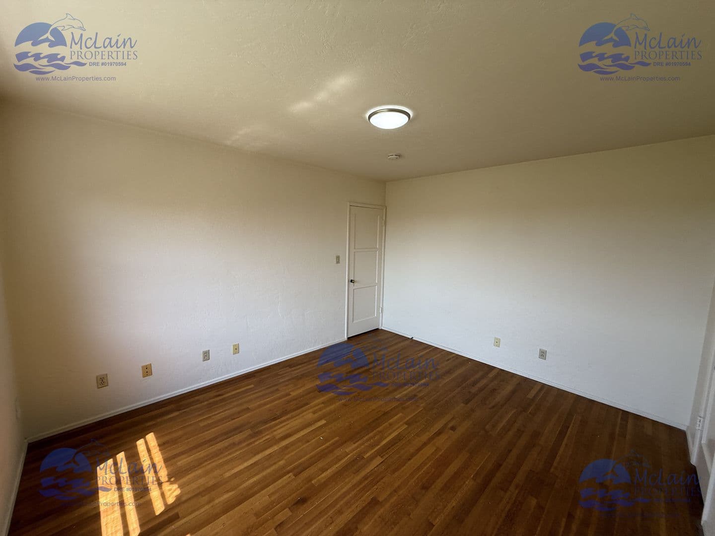 San Diego House: 4236 Corinth St