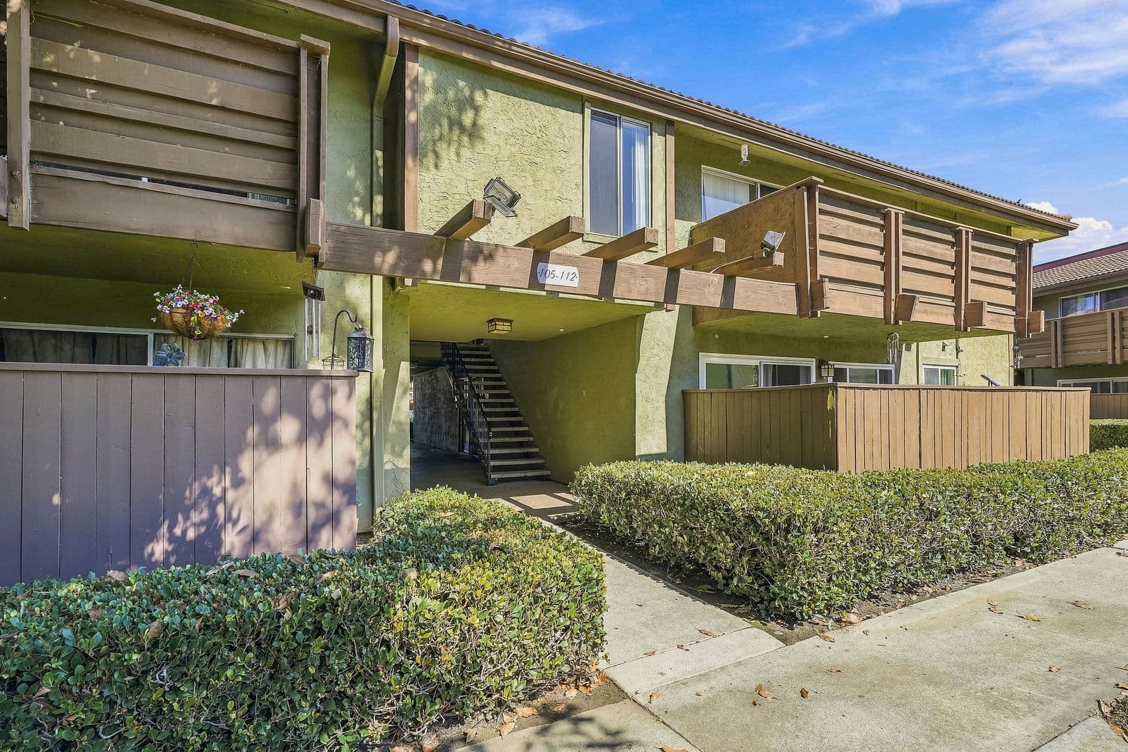 Oceanside Townhome: 615 Fredricks Ave #112
