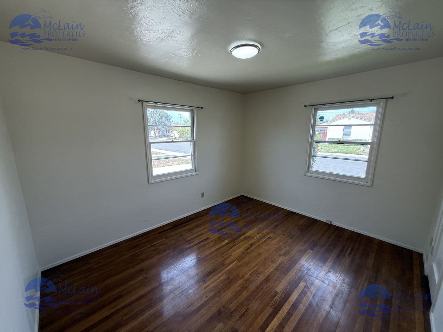 San Diego House: 4236 Corinth St