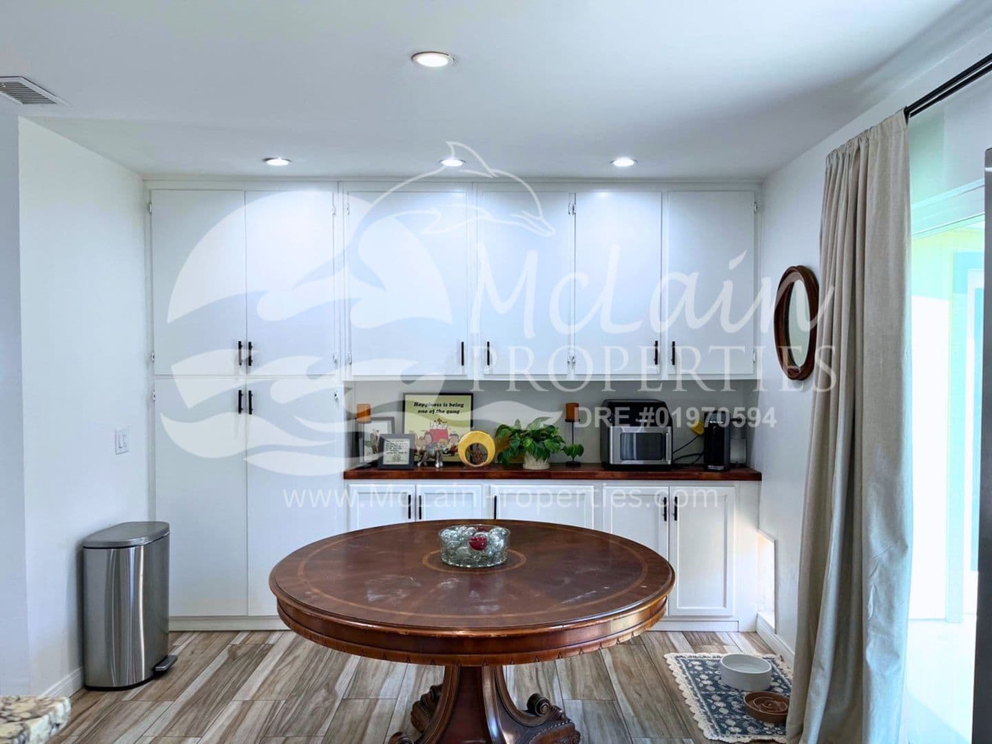 Santee House: 8747 Railroad Ave