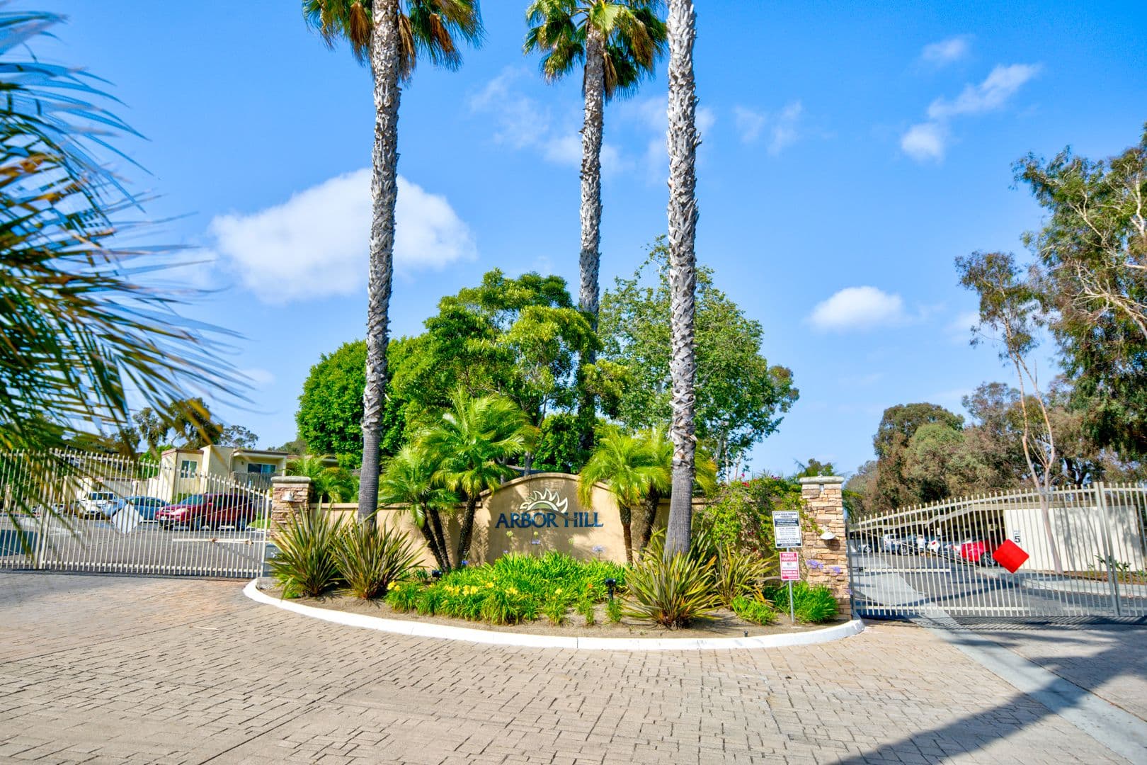 Oceanside Condo: 432 Edgehill Ln Unit 32 Oceanside, CA 92054-4727
