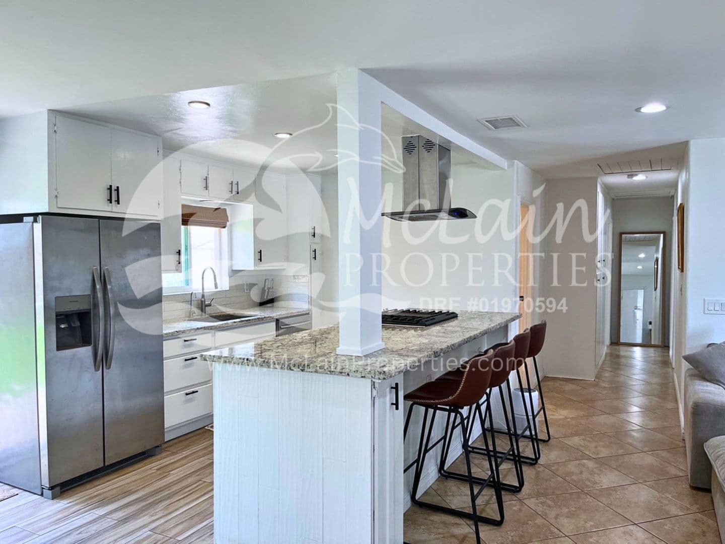 Santee House: 8747 Railroad Ave