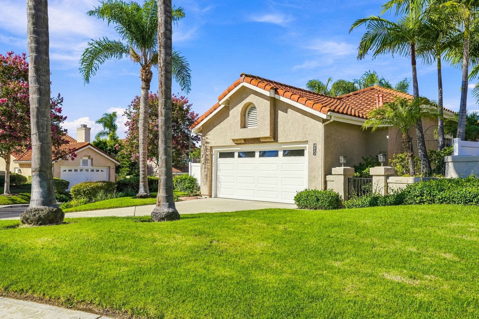 Vista House: 1086 Almeria Ct