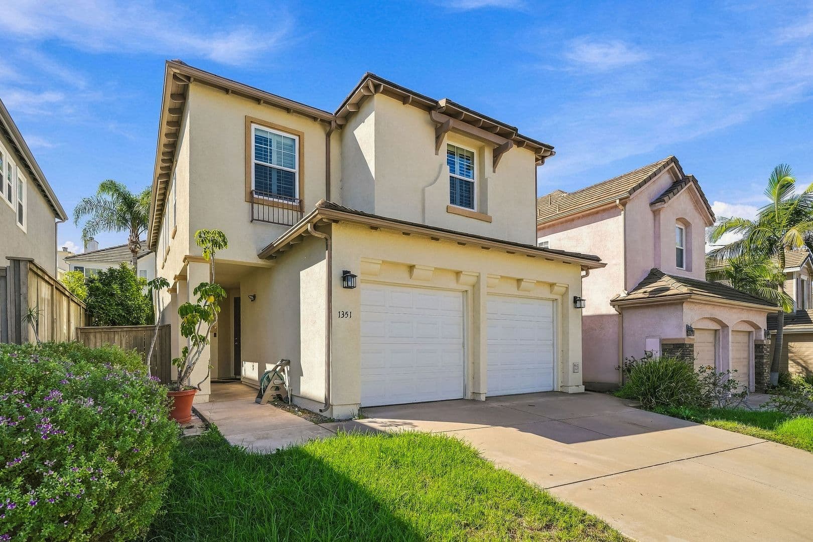 Oceanside House: 1351 Enchante Way