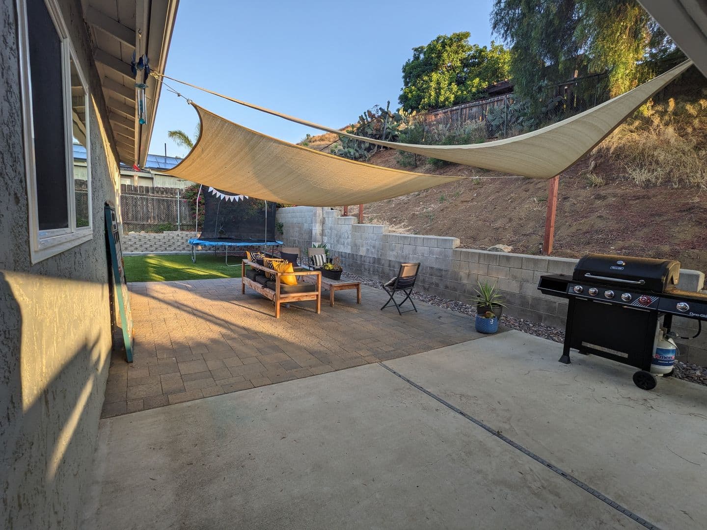 Poway House: 13964 Sam O Reno Road