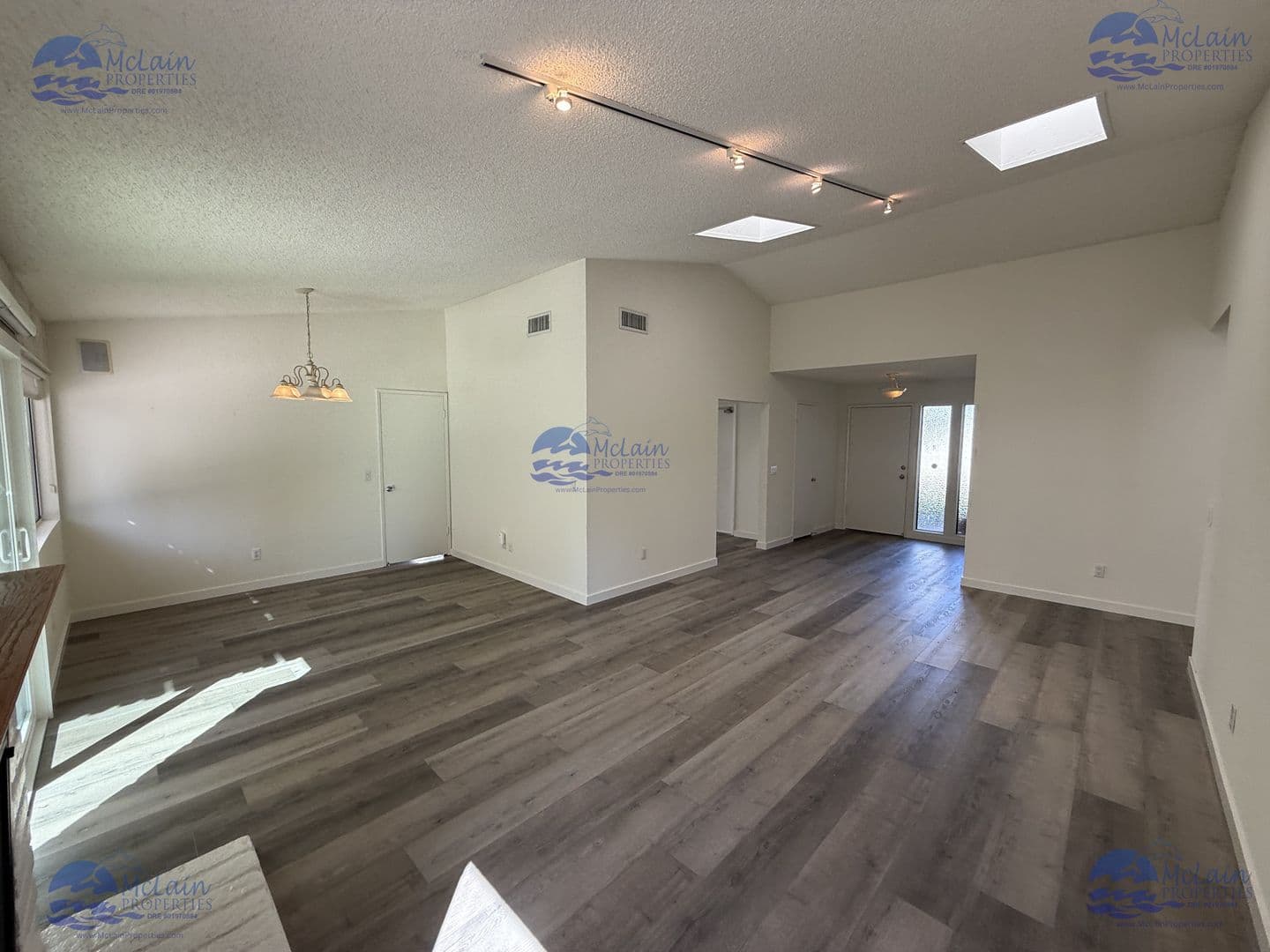 Carlsbad House: 7821 Quebrada Cir