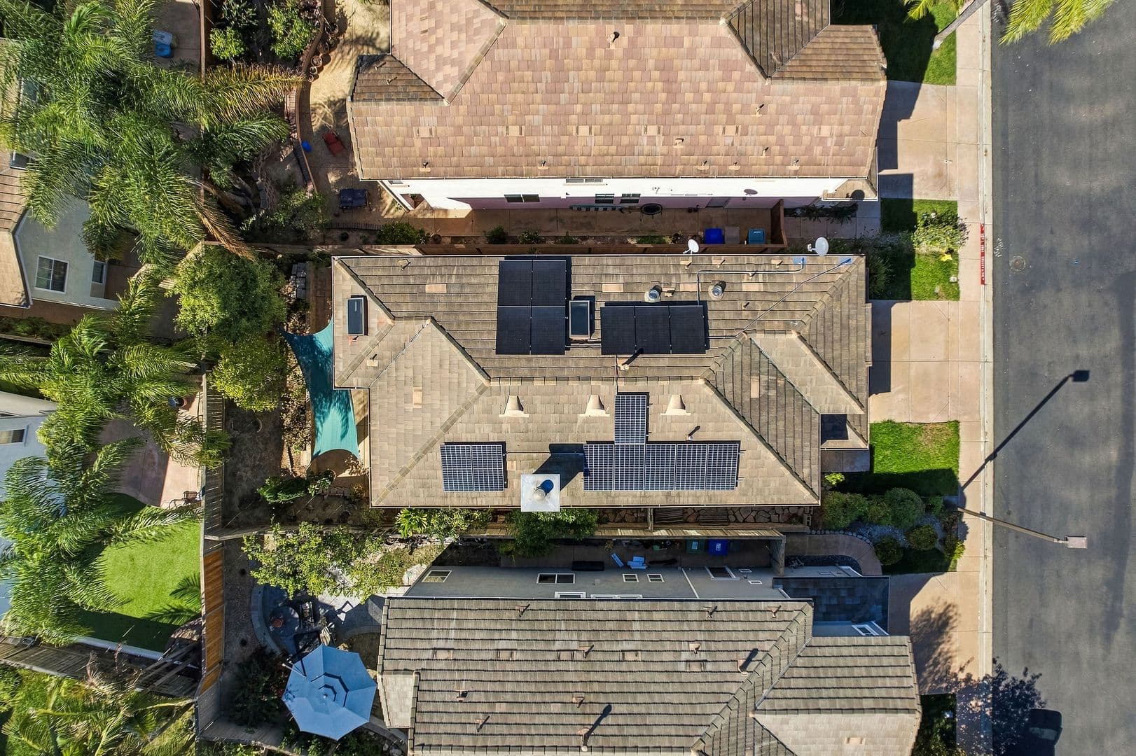 Oceanside House: 1351 Enchante Way