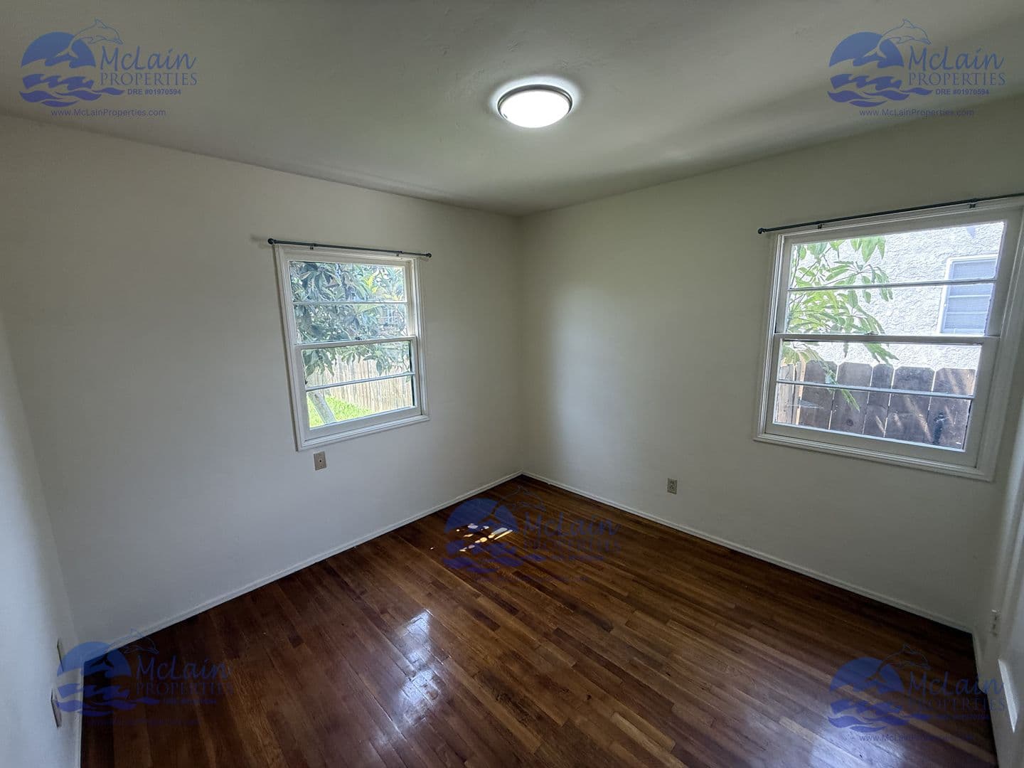 San Diego House: 4236 Corinth St