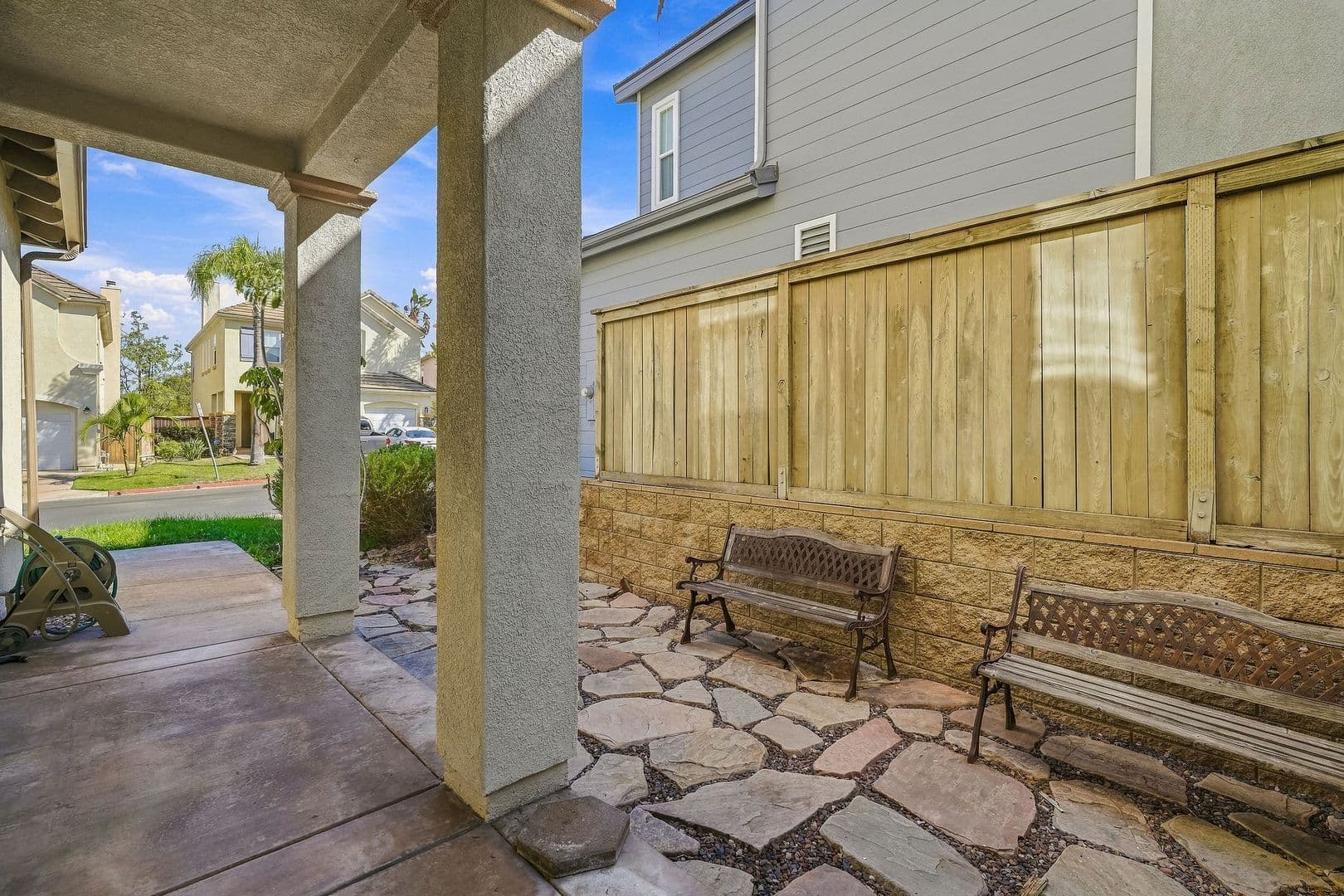 Oceanside House: 1351 Enchante Way