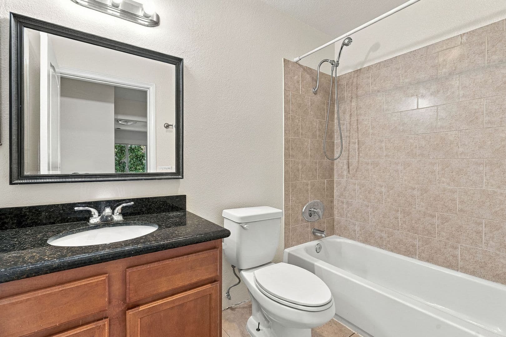 Oceanside Townhome: 615 Fredricks Ave #112