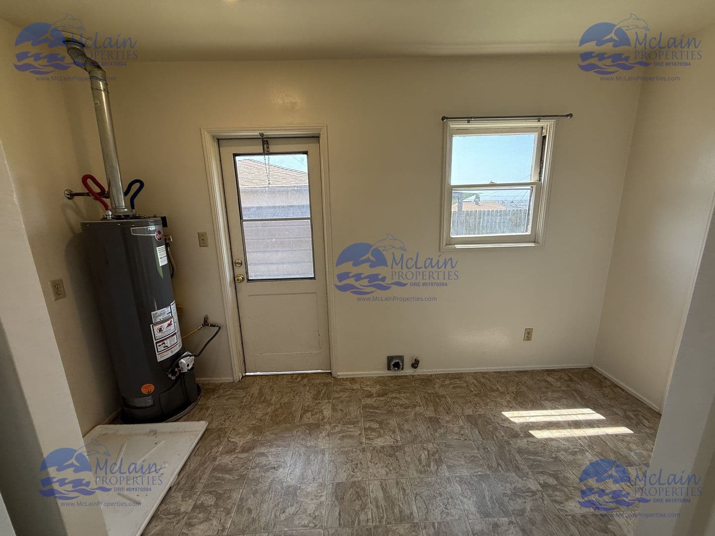 San Diego House: 4236 Corinth St