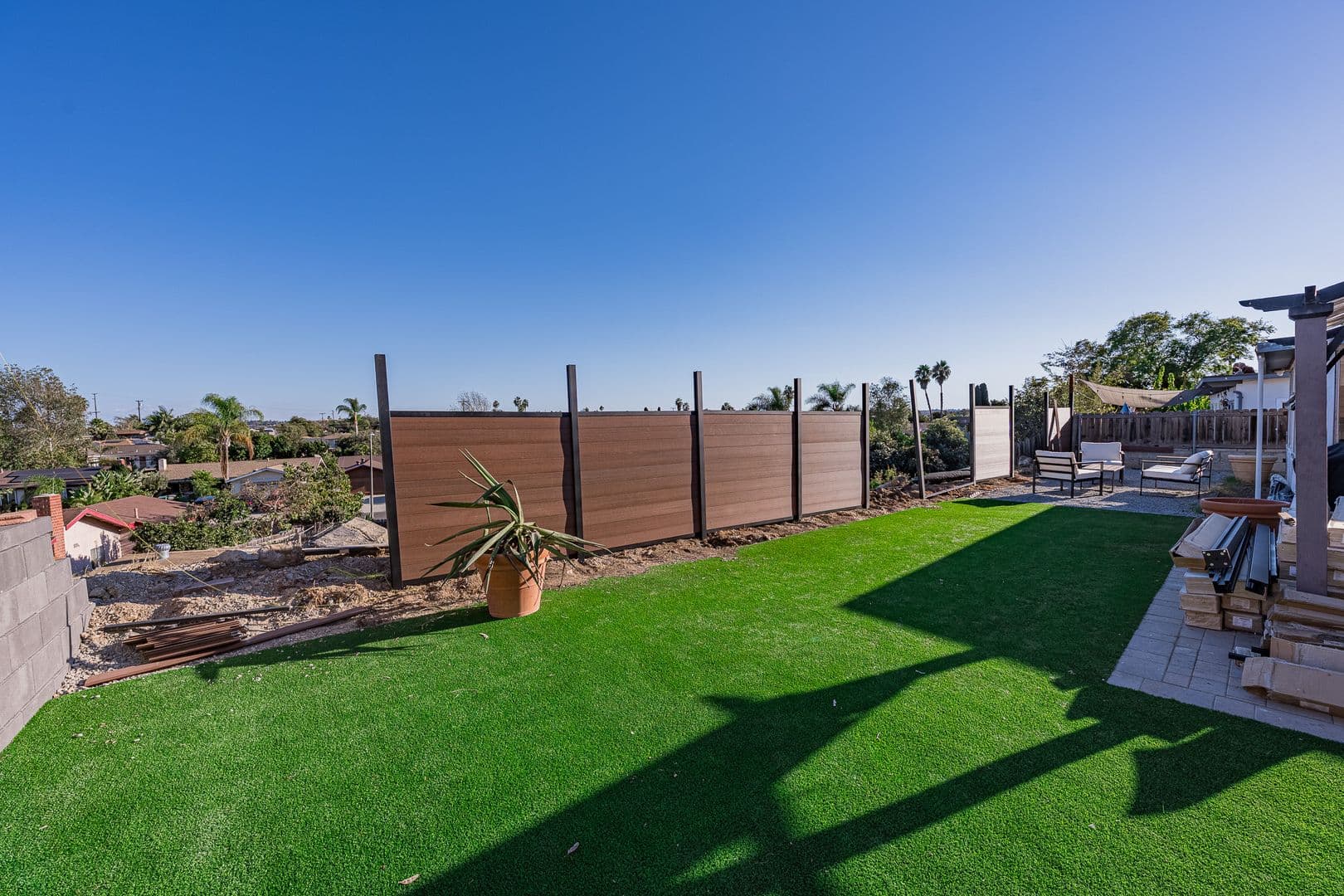 Oceanside House: 4931 Stephanie Pl