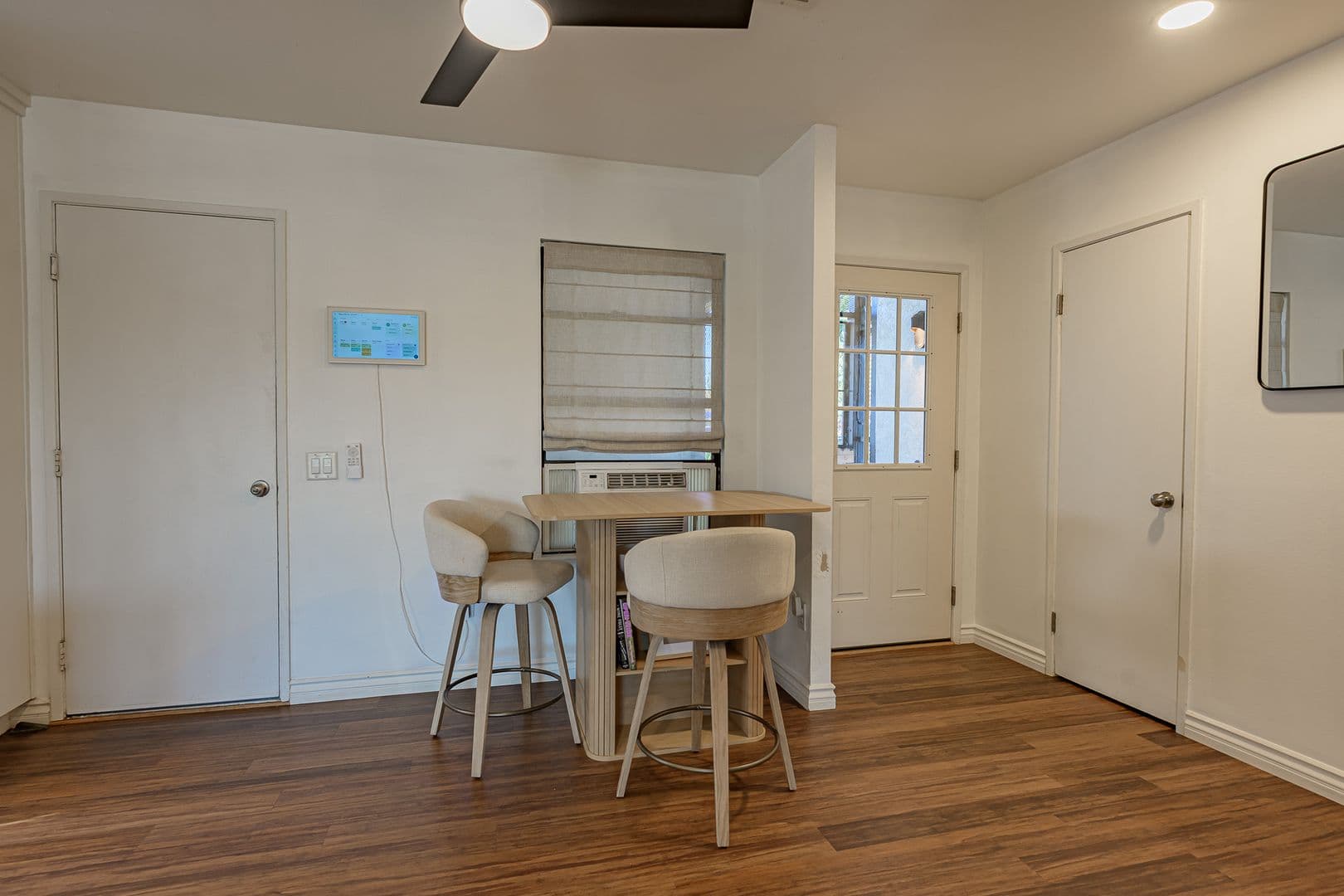 Oceanside House: 4931 Stephanie Pl