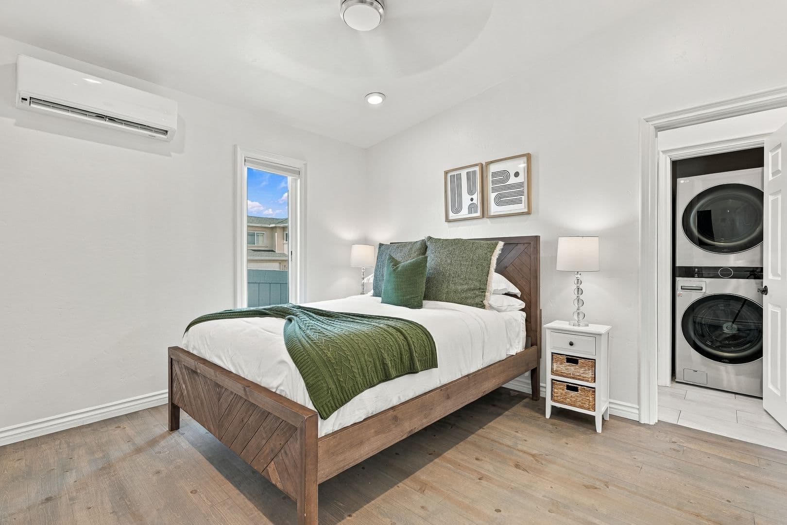 Carlsbad Apartment: 3900 Garfield Street