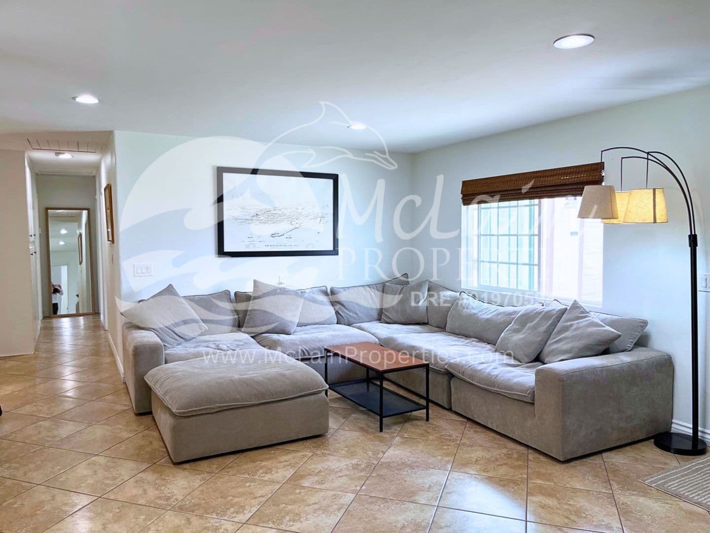 Santee House: 8747 Railroad Ave
