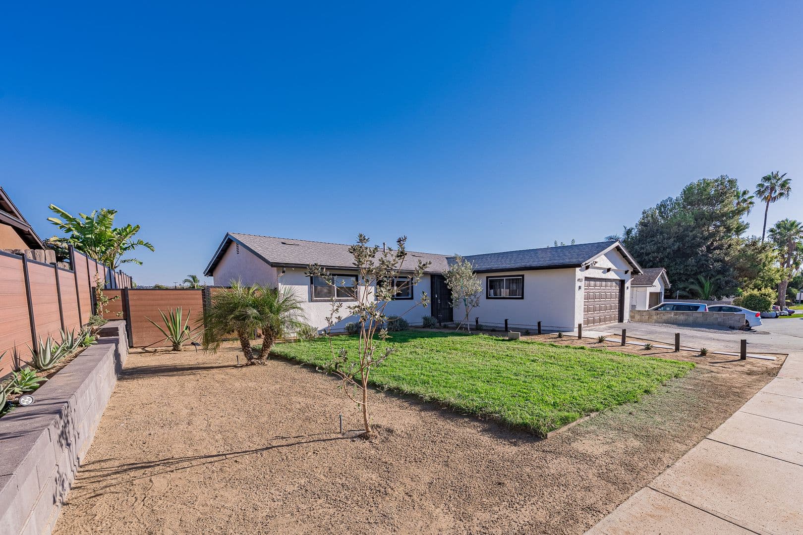 Oceanside House: 4931 Stephanie Pl