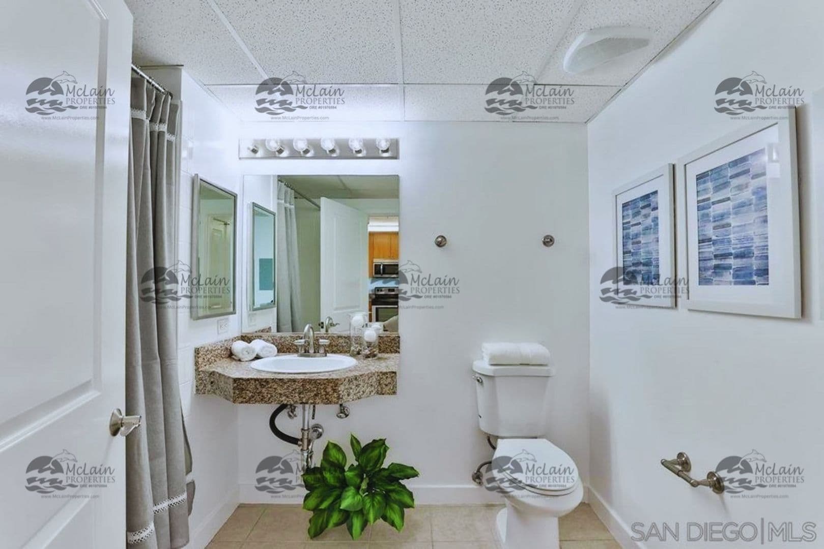 San Diego House: 1080 Park Blvd #810