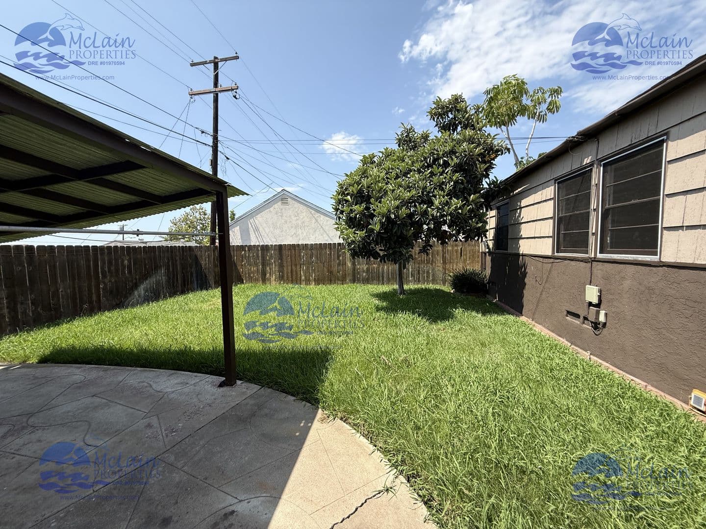 San Diego House: 4236 Corinth St