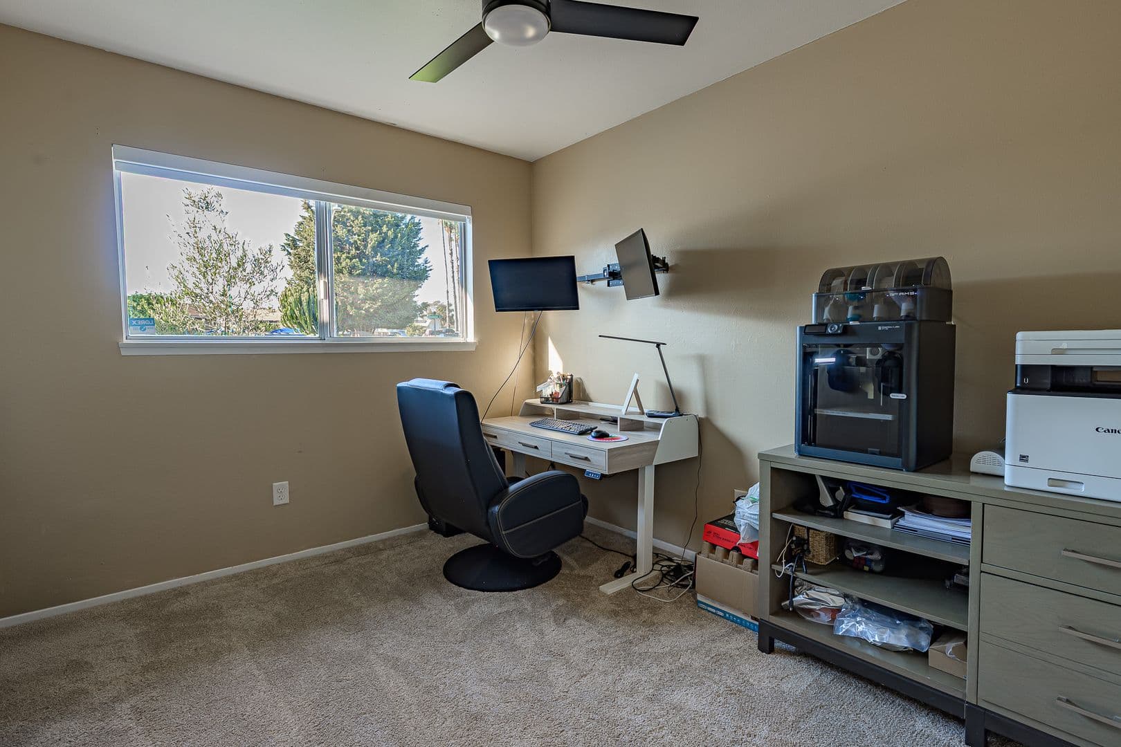 Oceanside House: 4931 Stephanie Pl