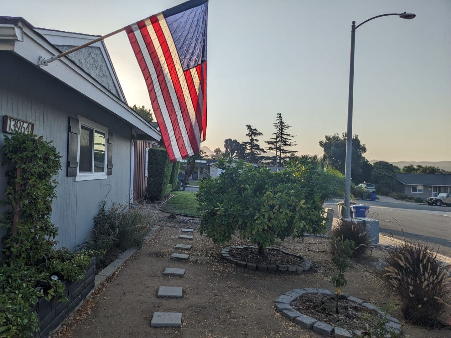 Poway House: 13964 Sam O Reno Road