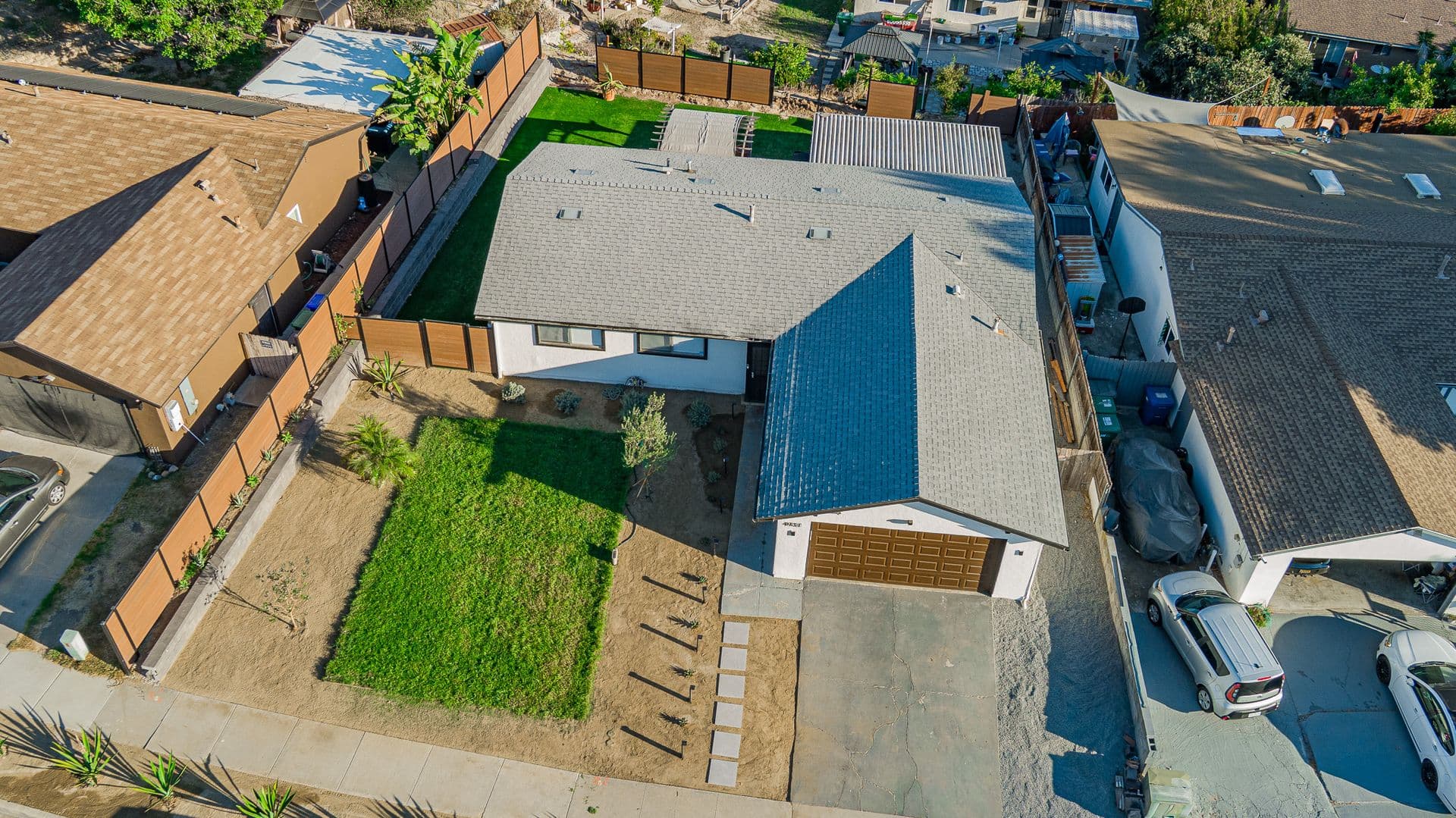 Oceanside House: 4931 Stephanie Pl