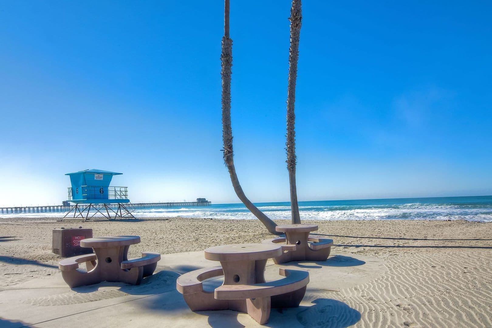Oceanside Apartment: 409 N Ditmar