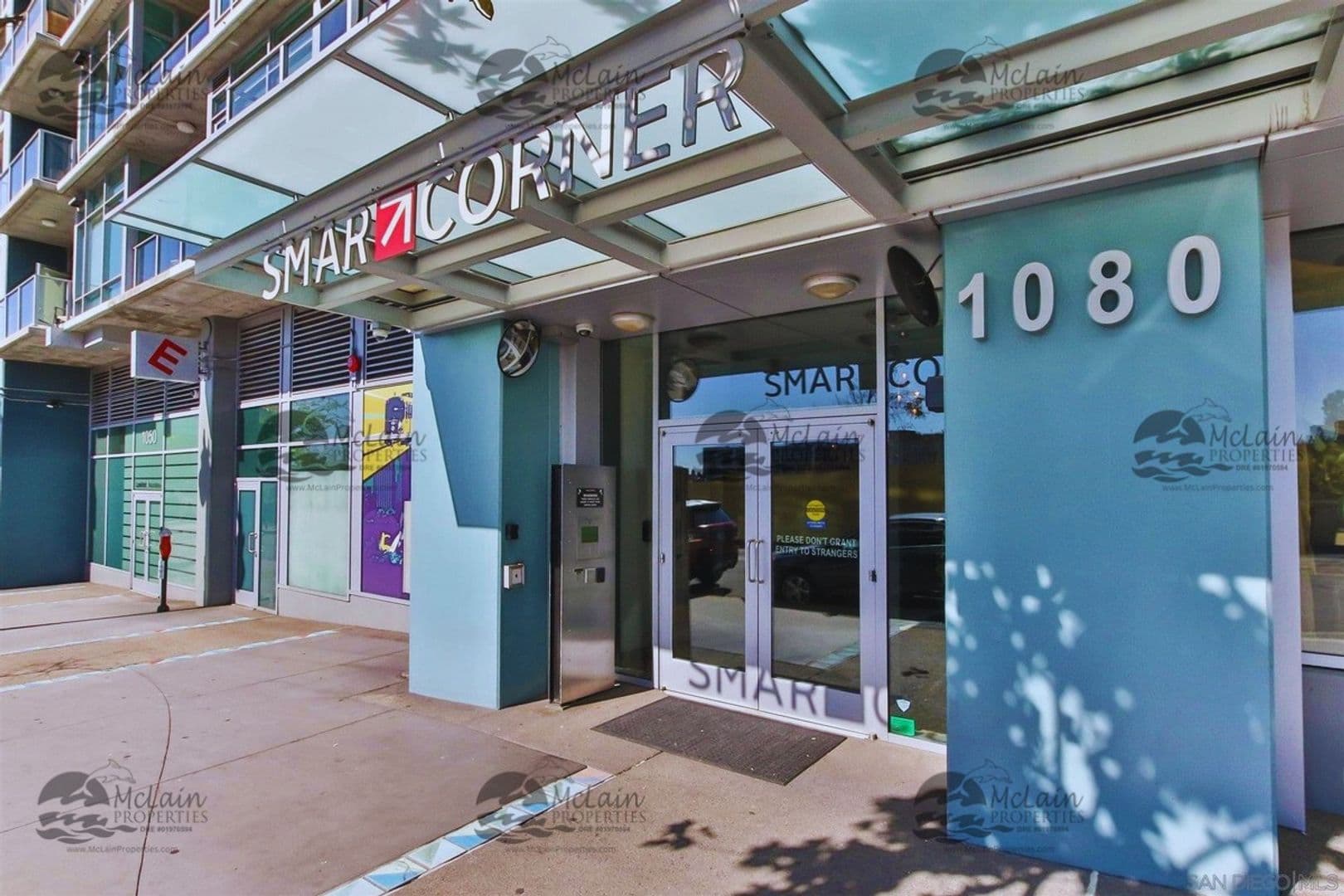 San Diego House: 1080 Park Blvd #810