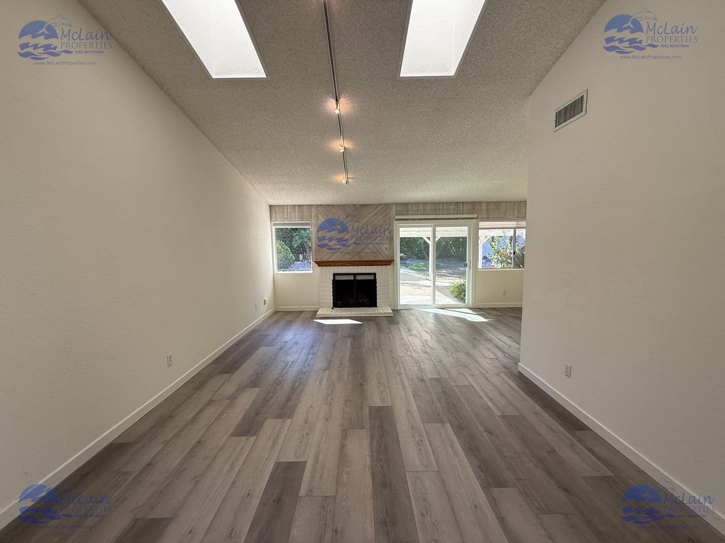 Carlsbad House: 7821 Quebrada Cir