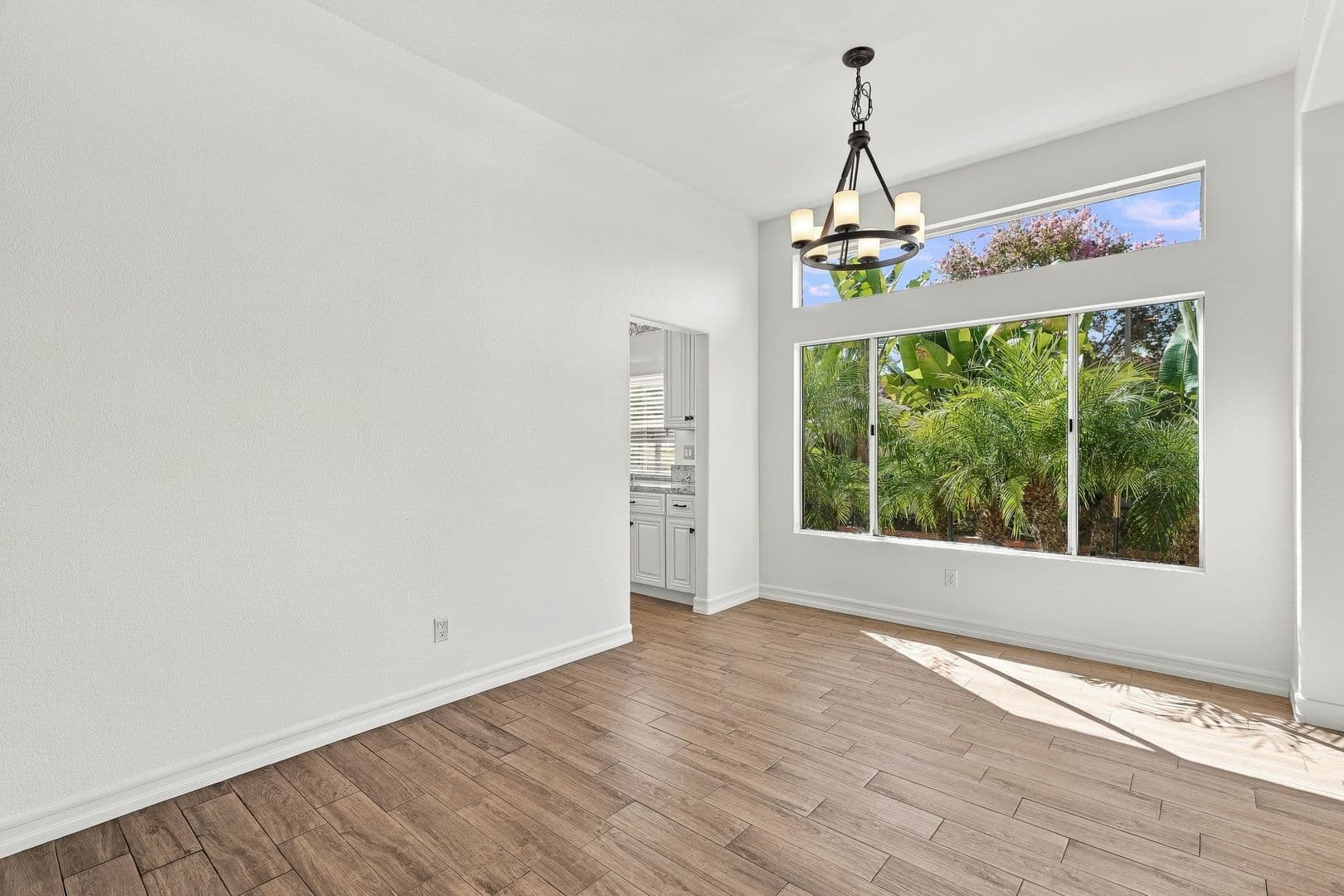 Vista House: 1086 Almeria Ct