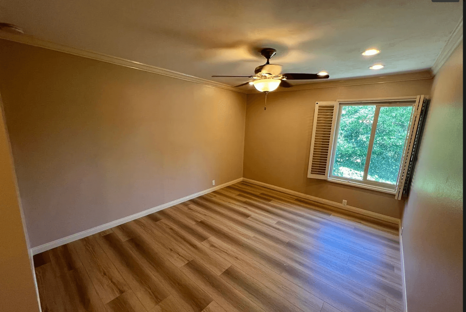 San Diego Townhome: 7916 Playmor Terrace