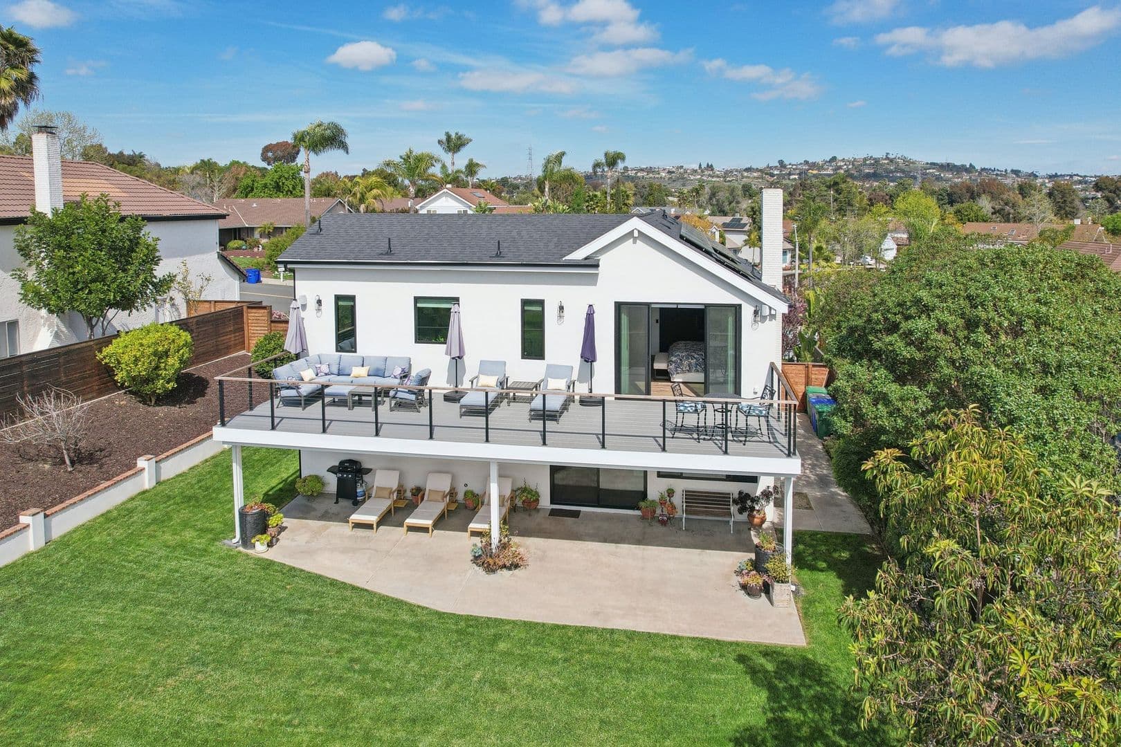 Carlsbad House: 7249 Mimosa Dr